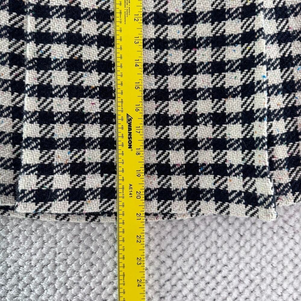 Talbots Skirt Womens 12 Black White Checked Plaid Wool Tweed Pleated Academia - Picture 7 of 9